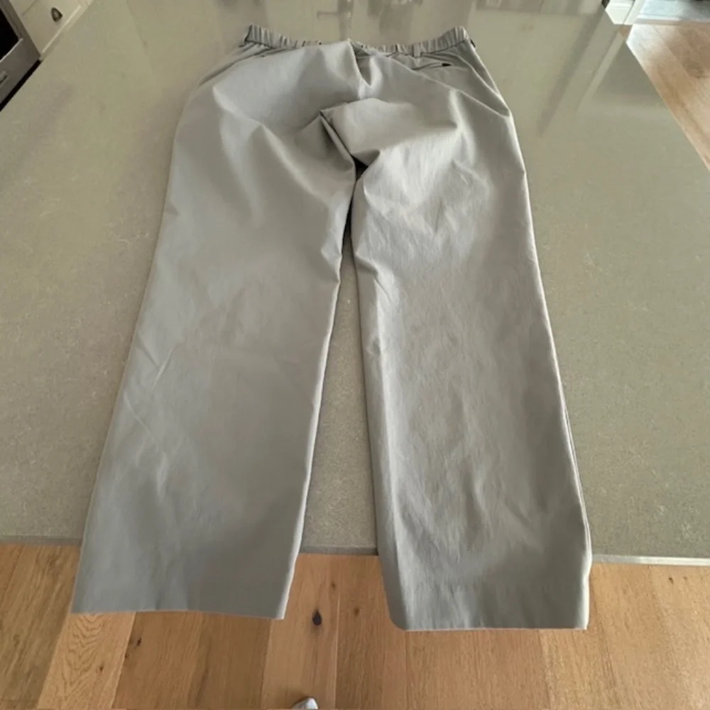 3 Pairs BR Athletic Slim 38x30 Performance Pants (2 Gray, 1 Navy) Retails $390